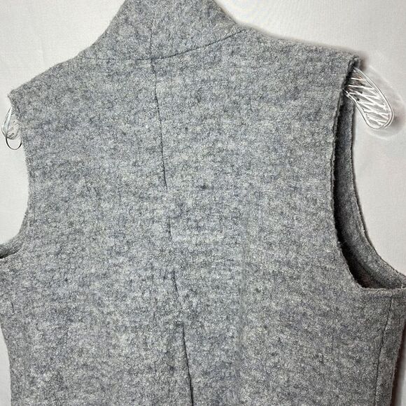 Tahari Long Open Front Grey Wool Duster Cardigan Sweater. Size Medium. - Picture 8 of 10